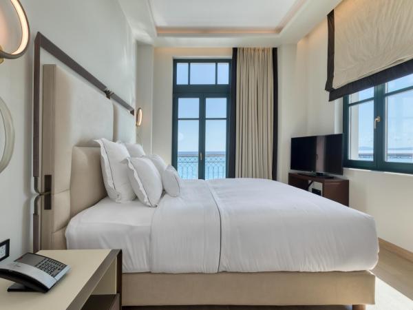 Grand Hotel Kalamata : photo 2 de la chambre suite junior - vue sur mer
