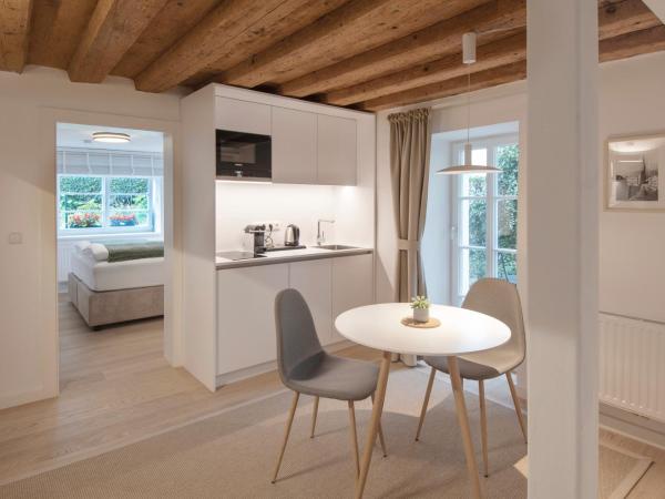 Quartier 99 : photo 1 de la chambre appartement avec terrasse