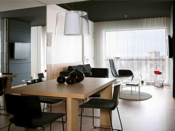 Barceló Sants : photo 3 de la chambre suite