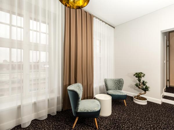 Sleep in Hostel & Apartments Stary Rynek : photo 7 de la chambre chambre double ou lits jumeaux supérieure