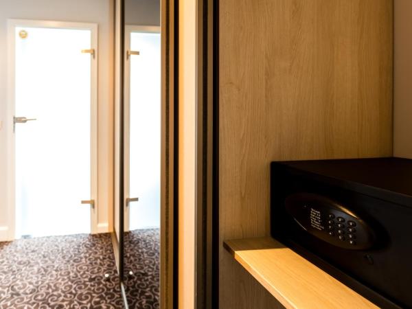 Sleep in Hostel & Apartments Stary Rynek : photo 10 de la chambre chambre double ou lits jumeaux supérieure