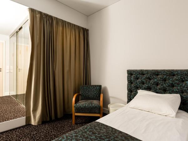 Sleep in Hostel & Apartments Stary Rynek : photo 7 de la chambre chambre deluxe double ou lits jumeaux