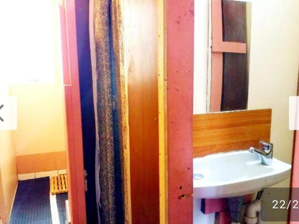 St Kilda East backpackers' hostel : photo 2 de la chambre dortoir mixte de 6 lits