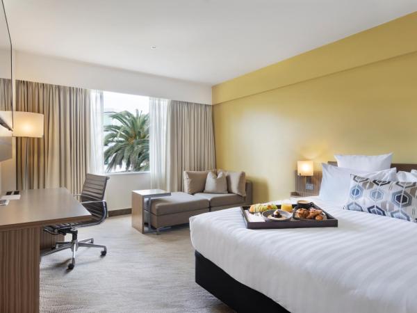 Novotel Auckland Ellerslie : photo 1 de la chambre chambre lit king-size exécutive