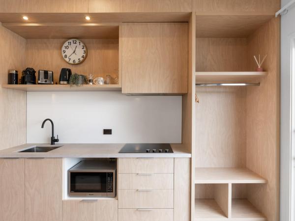 Driftaway Queenstown : photo 2 de la chambre studio avec vue sur lac