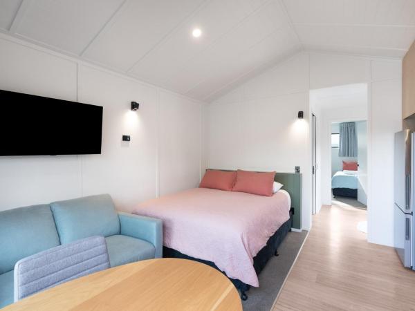 Driftaway Queenstown : photo 7 de la chambre chambre familiale - vue sur lac