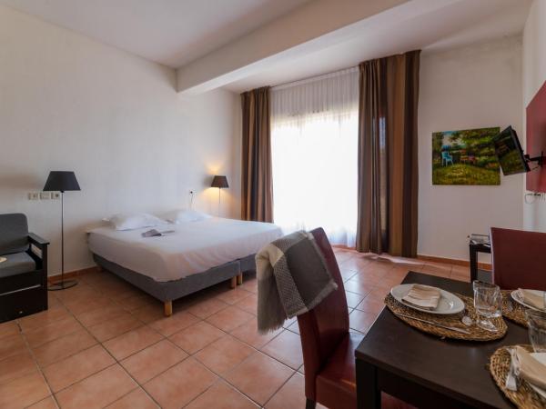 Cerise Carcassonne Sud : photo 6 de la chambre superior studio with kitchenette