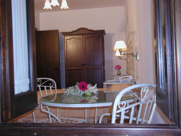 Casa de los Naranjos : photo 1 de la chambre chambre double avec lit d'appoint