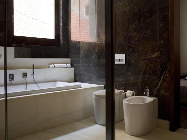 Hotel Monopol : photo 8 de la chambre suite deluxe (2 adultes)