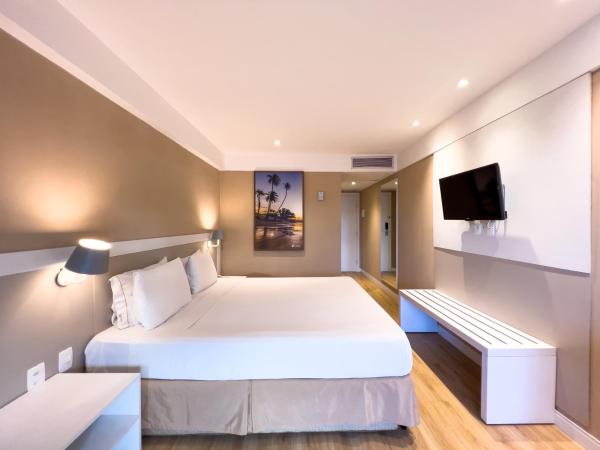 Praiamar Natal Hotel & Convention : photo 5 de la chambre chambre lit king-size avec balcon