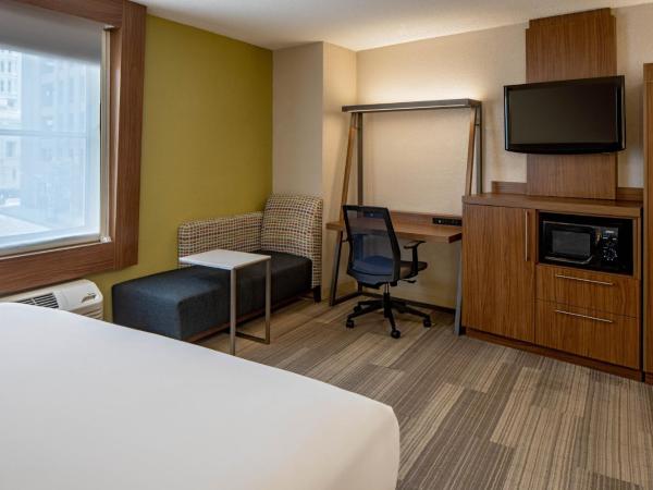 Holiday Inn Express New Orleans Downtown, an IHG Hotel : photo 3 de la chambre standard king room with extra floor space