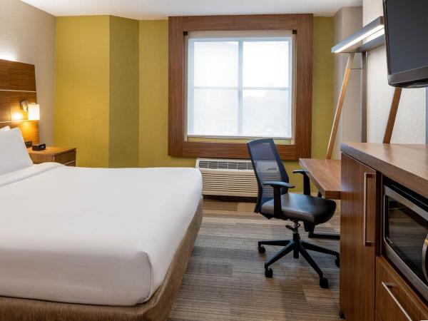 Holiday Inn Express New Orleans Downtown, an IHG Hotel : photo 4 de la chambre chambre lit king-size - accessible aux personnes à mobilité réduite