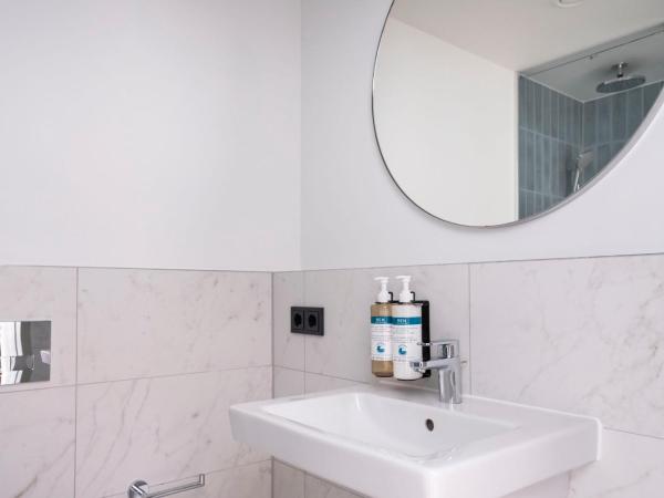 numa I Arc Rooms & Apartments : photo 9 de la chambre chambre moyenne