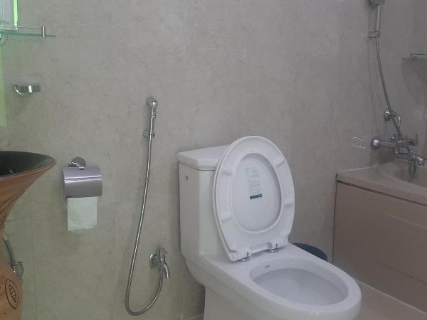 Dulcify cottage sarangkot : photo 5 de la chambre chambre lit queen-size avec balcon