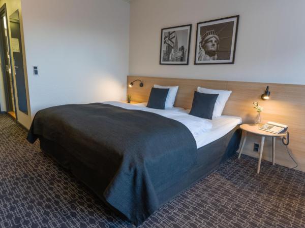 Hotel Odense : photo 3 de la chambre chambre double ou lits jumeaux