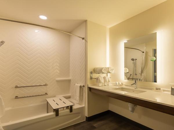 Hotel Spice & Sky Atlanta Perimeter : photo 1 de la chambre chambre avec 2 lits queen-size - accessible aux personnes à mobilité réduite - non-fumeurs