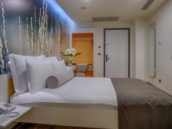 TAV Airport Hotel Izmir : photo 4 de la chambre chambre double ou lits jumeaux supérieure - sans fenêtre