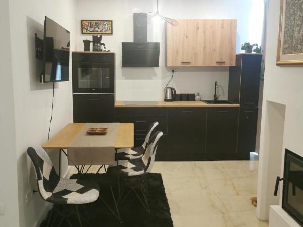 Apartments Marta 1 : photo 5 de la chambre appartement deluxe