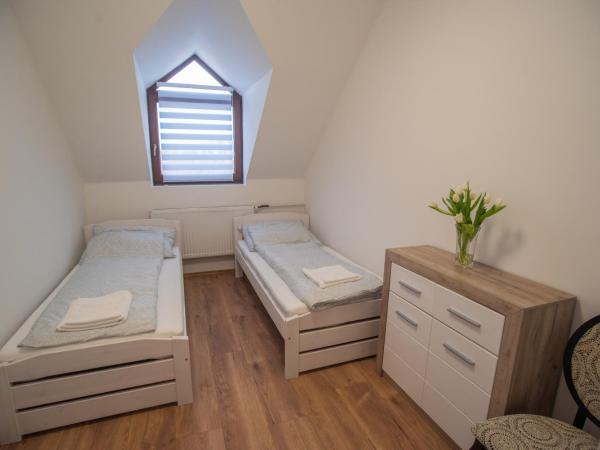 Reneszánsz Vendégház : photo 2 de la chambre chambre lits jumeaux standard