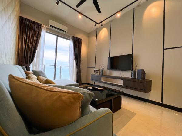 Attic Home Melaka Silverscape Residence & Jonker : photo 4 de la chambre luxury family 2 bedroom suite (private bathtub and sea view)