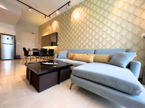 Attic Home Melaka Silverscape Residence & Jonker : photo 5 de la chambre luxury family 2 bedroom suite (private bathtub and sea view)