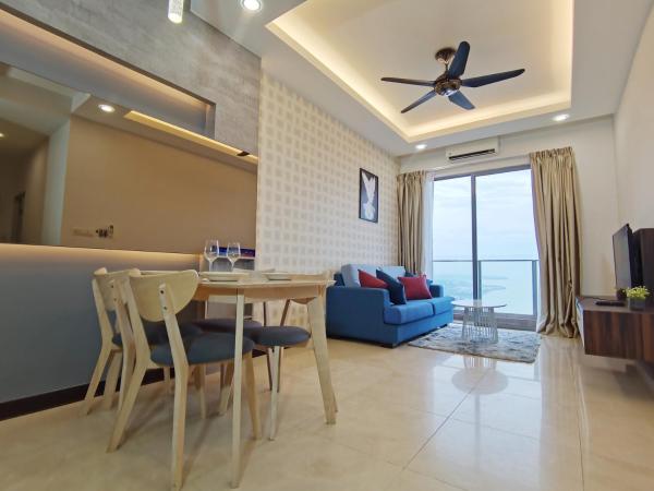 Attic Home Melaka Silverscape Residence & Jonker : photo 5 de la chambre luxury family 2 bedroom suite (private bathtub and sea view)