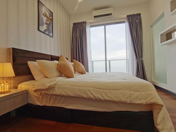 Attic Home Melaka Silverscape Residence & Jonker : photo 7 de la chambre luxury family 2 bedroom suite (private bathtub and sea view)