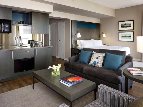 One King West Hotel and Residence : photo 4 de la chambre suite premium tower