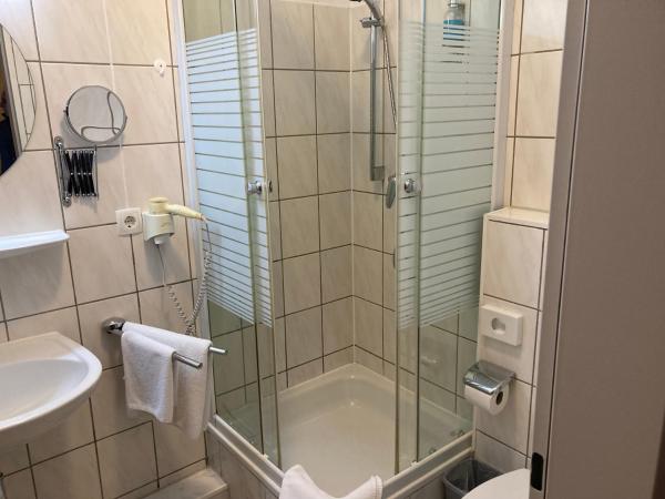 Hotel Falk : photo 1 de la chambre appartement - rez-de-chaussée