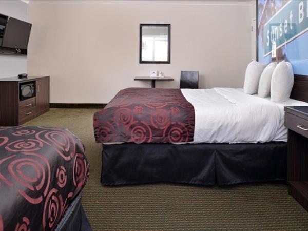 Americas Best Value Inn Hollywood : photo 4 de la chambre chambre avec 2 grands lits queen-size