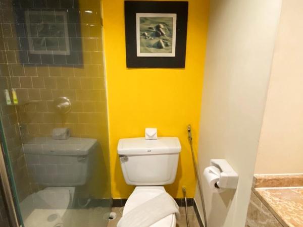 The Seasons Pattaya - SHA Plus Certified : photo 9 de la chambre chambre lits jumeaux supérieure