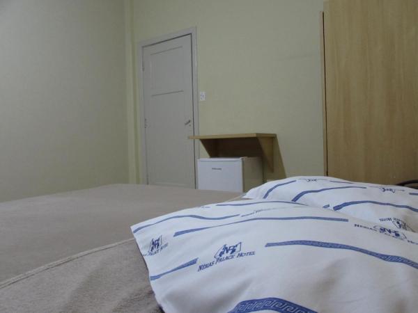 Nébias Palace Hotel junto da Avenida Ipiranga com São João em Frente ao Bar Brahma SP : photo 2 de la chambre chambre simple