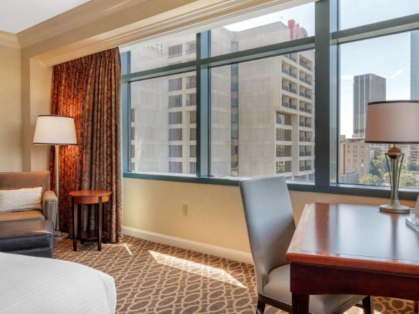 Omni Atlanta Hotel at Centennial Park : photo 6 de la chambre 	 premier executive room park view - 1 king bed