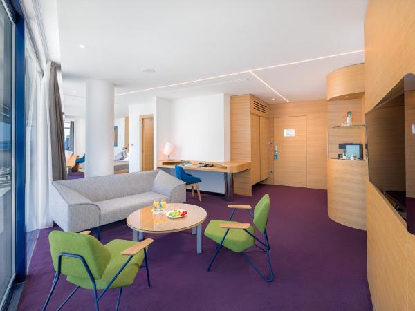 Hotel Olympia Sky : photo 1 de la chambre grande suite spa - vue sur mer