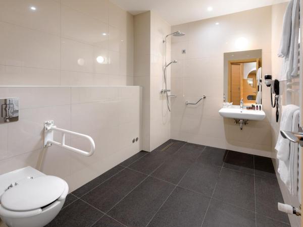 Hotel Olympia Sky : photo 3 de la chambre chambre double - accessible aux personnes à mobilité réduite 
