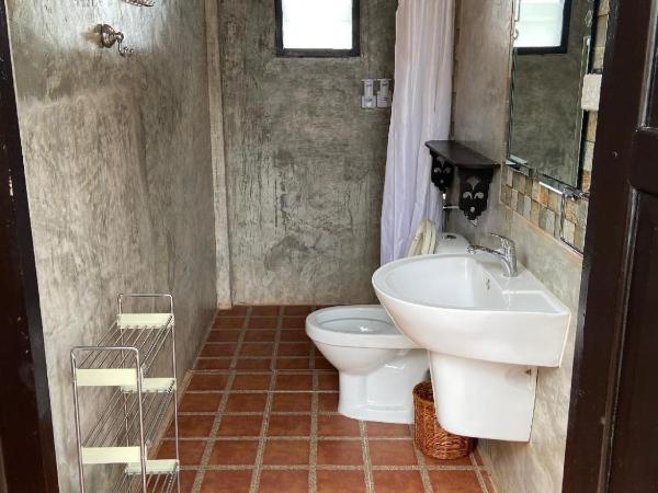 DONPIN8-Timeless House Chiang Mai : photo 8 de la chambre chambre lits jumeaux standard