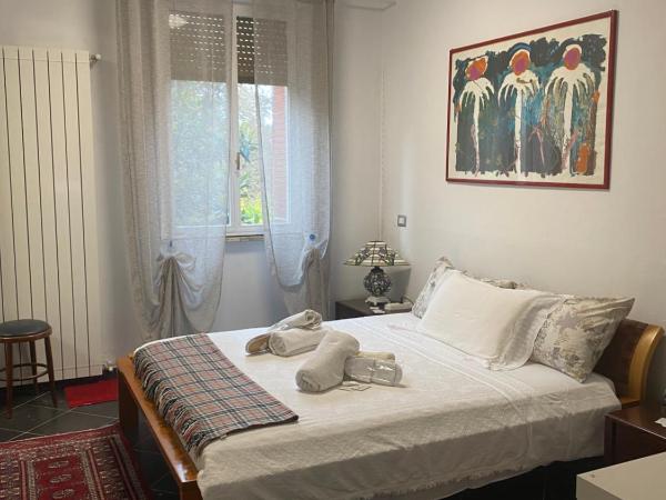 Al 20 Guest House Fiera Milano - Certosa - San Siro : photo 1 de la chambre chambre double deluxe