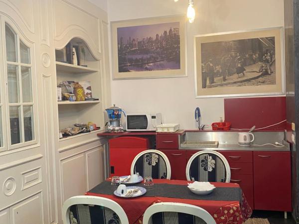 Al 20 Guest House Fiera Milano - Certosa - San Siro : photo 8 de la chambre chambre double supérieure