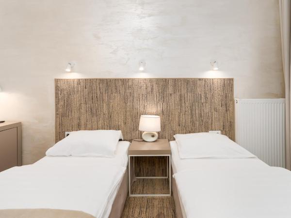 Ośrodek Wypoczynkowy Wiga : photo 4 de la chambre chambre double deluxe avec balcon