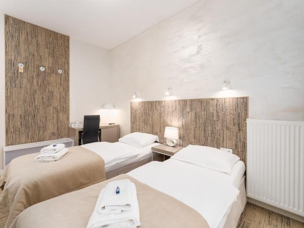 Ośrodek Wypoczynkowy Wiga : photo 3 de la chambre chambre double deluxe avec balcon