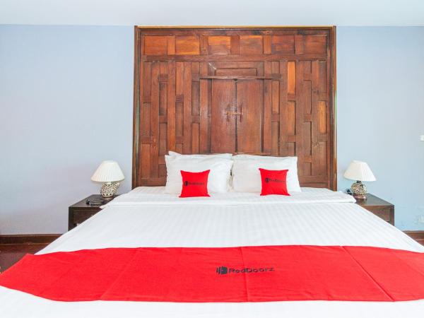 Evergreen boutique Hua Hin : photo 10 de la chambre chambre double - vue sur piscine