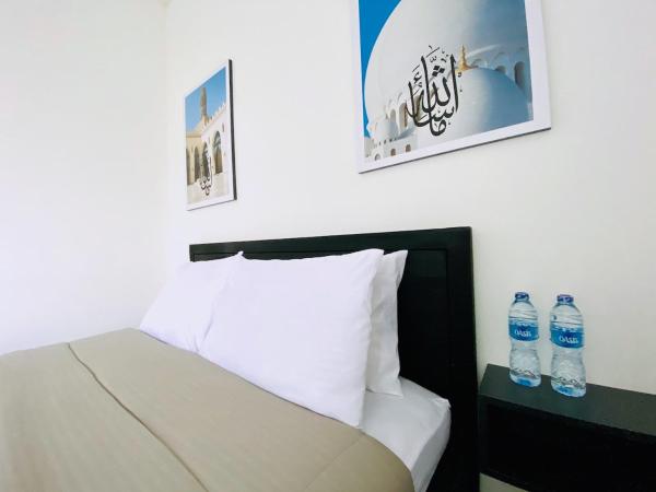 Ameera Patra Kuningan : photo 3 de la chambre chambre double avec salle de bains privative