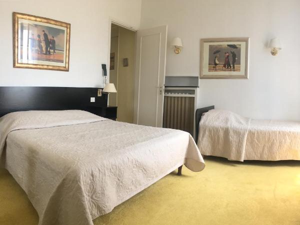Hotel des Mimosas : photo 1 de la chambre chambre triple