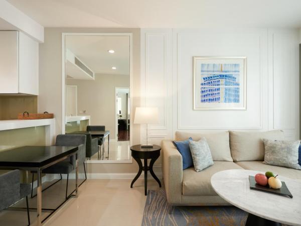 Dusit Suites Hotel Ratchadamri, Bangkok : photo 2 de la chambre suite supérieure 1 chambre lit king-size