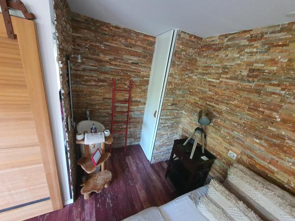 Villa BORA BORA : photo 6 de la chambre chambre double - vue sur jardin