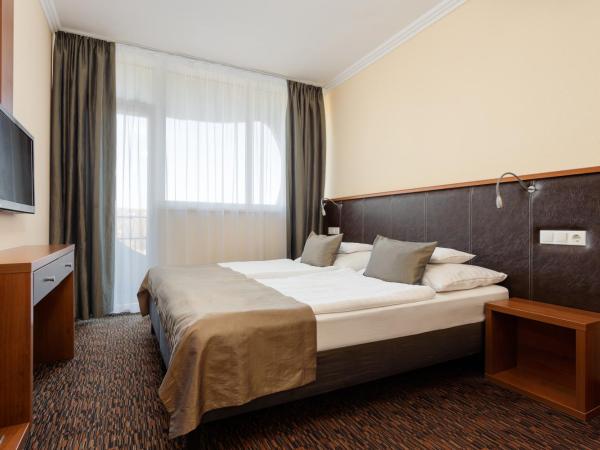 Hotel Eger & Park : photo 2 de la chambre chambre double ou lits jumeaux standard