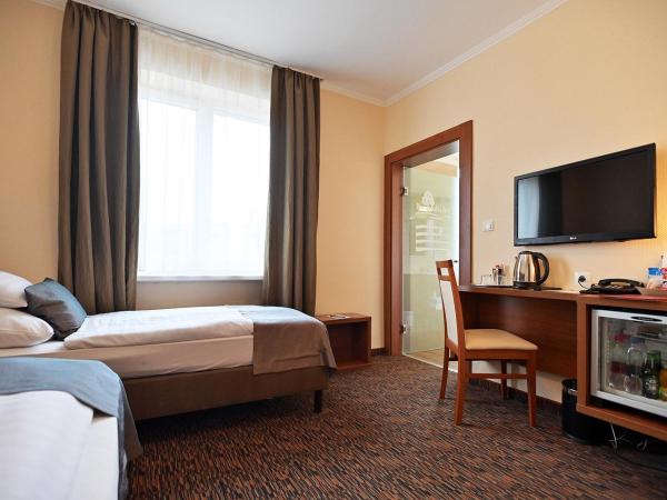 Hotel Eger & Park : photo 1 de la chambre chambre simple standard