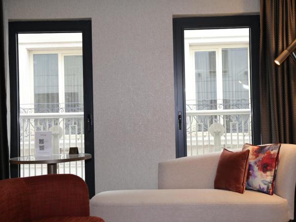 Stayso The House Hotel : photo 6 de la chambre chambre lit king-size deluxe