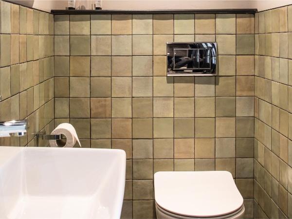 Avoca Hotel : photo 4 de la chambre chambre lit king-size supérieure