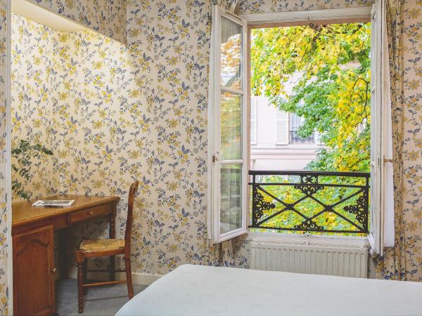 Hotel des Grandes Ecoles : photo 2 de la chambre chambre double suprieure - vue sur jardin